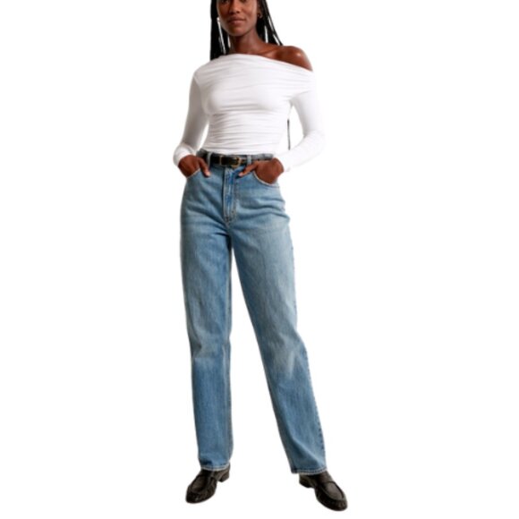 Abercrombie & Fitch  Womens 24 Ultra High Rise 90s Straight Jean - Picture 1 of 14